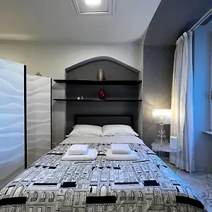 https://la-casina-in-via-franciosa.it-tuscanyhotel.com